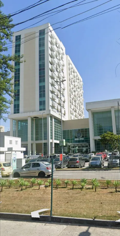 Fachada: Avenida Meriti, 921